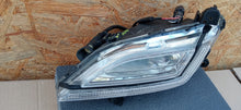 Laden Sie das Bild in den Galerie-Viewer, HYUNDAI TUCSON III LIFT 18- NEBELSCHEINWERFER TAGFAHRLICHT LINKS LEUCHTE 92201-D7600