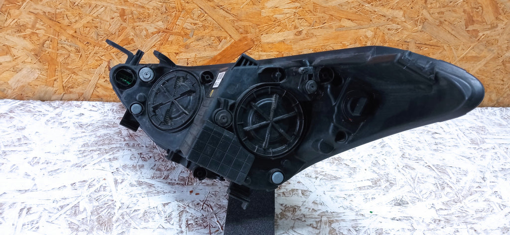 HYUNDAI I30 II 12- LAMPA REFLEKTOR PRAWY PRZÓD SOCZEWKA 92102-A6000 EU OE