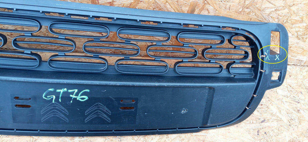 CITROEN C3 III 16- FRONTSCHÜRZE KÜHLERGRILL STOSSTANGENGRILL MITTE VORNE 9812061877