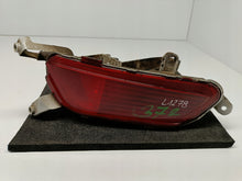 Load image into Gallery viewer, MAZDA CX-3 15- LAMPA PRAWA TYLNA ZDERZAKA ODBLASK PRZECIWMGŁOWA DB3E-51650