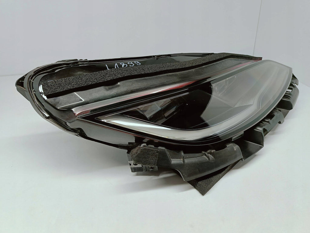 TESLA MODEL 3 LIFT HIGHLAND 24- LAMPA PRAWA PRZÓD FULL LED EU 1760889-00-E