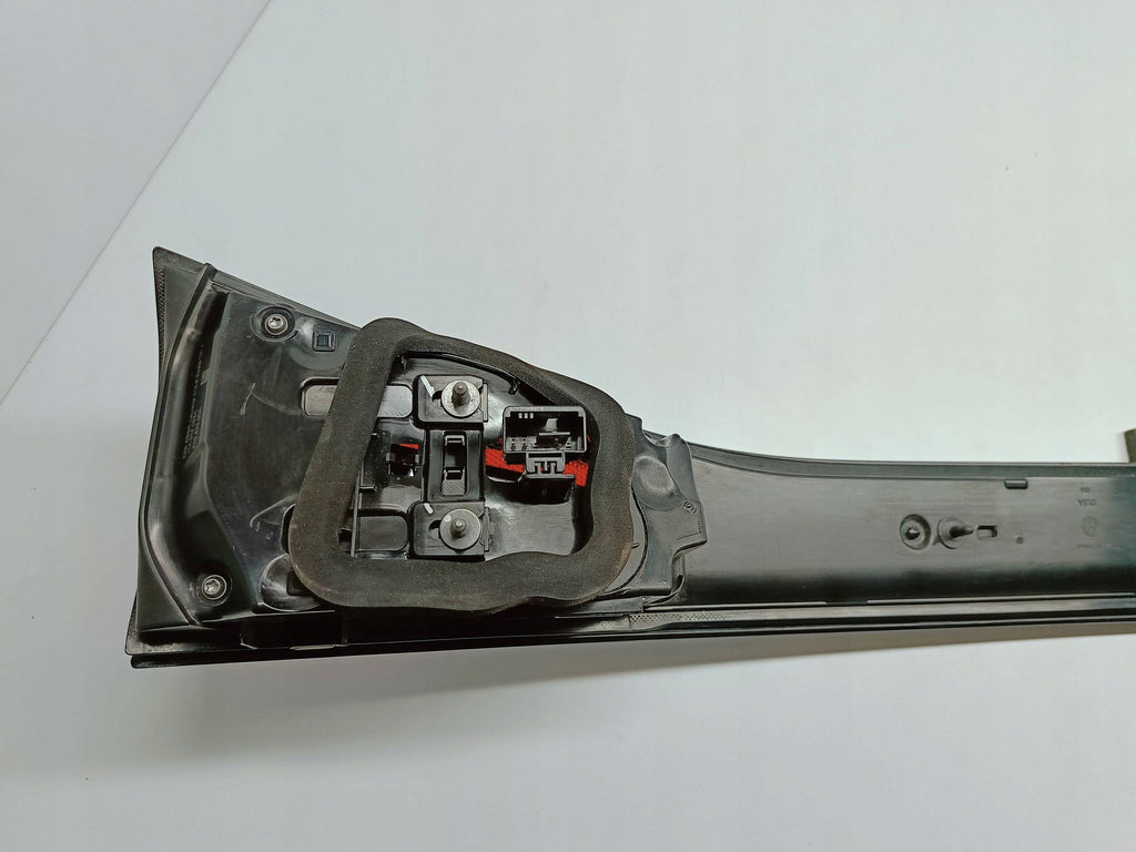Volkswagen ID.4 ID4 20- BLENDA LAMPA KLAPY BAGAŻNIKA TYŁ 11A945093A