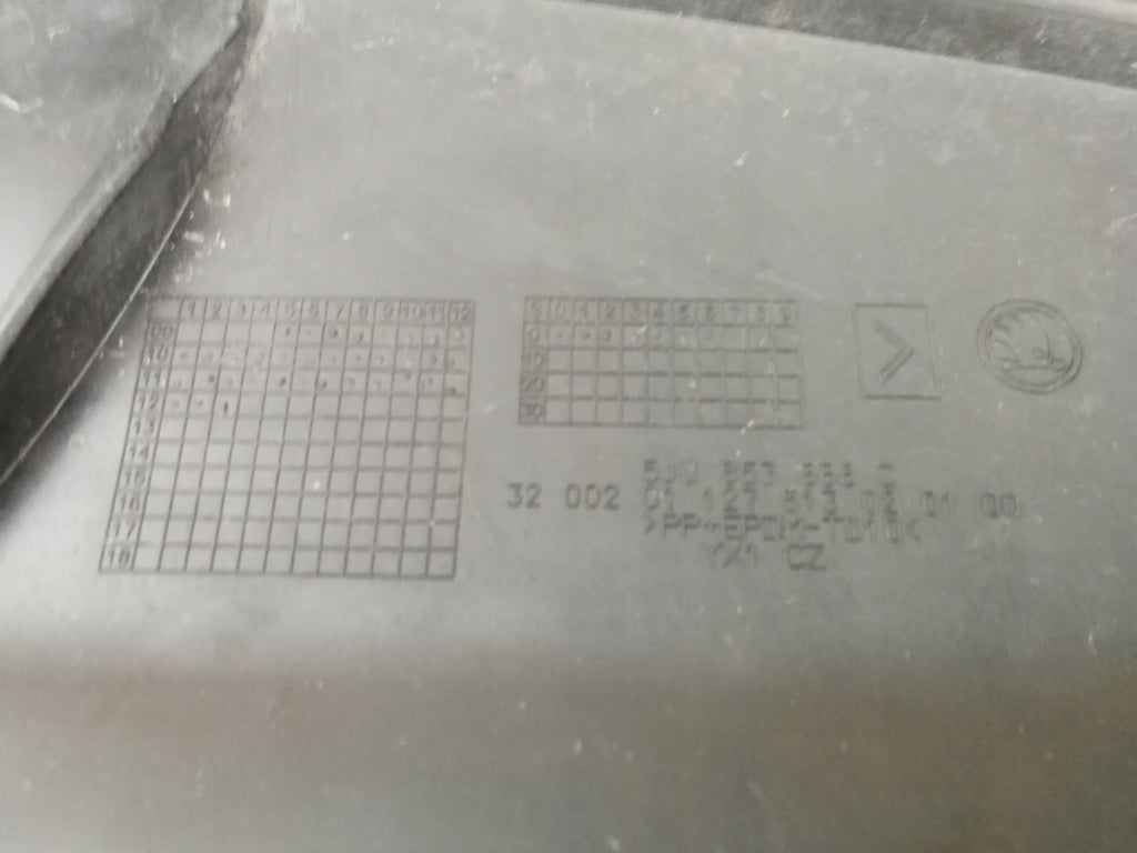 SKODA FABIA 2 II LIFT 10- ATRAPA GRILL KRATKA ZDERZAKA PRZÓD 5J0853668D