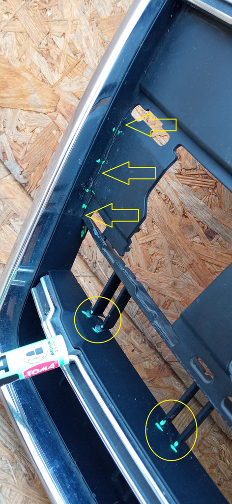 AUDI A6 C7 LIFT 14- KÜHLERGRILL MITTE STOSSSTANGE VORNE 4G0853651BP