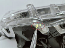Załaduj zdjęcie do przeglądarki galerii, TOYOTA RAV4 V LIFT 22- LAMPA LEWA PRZÓD PRZEDNIA FULL LED EU 81185-42G10