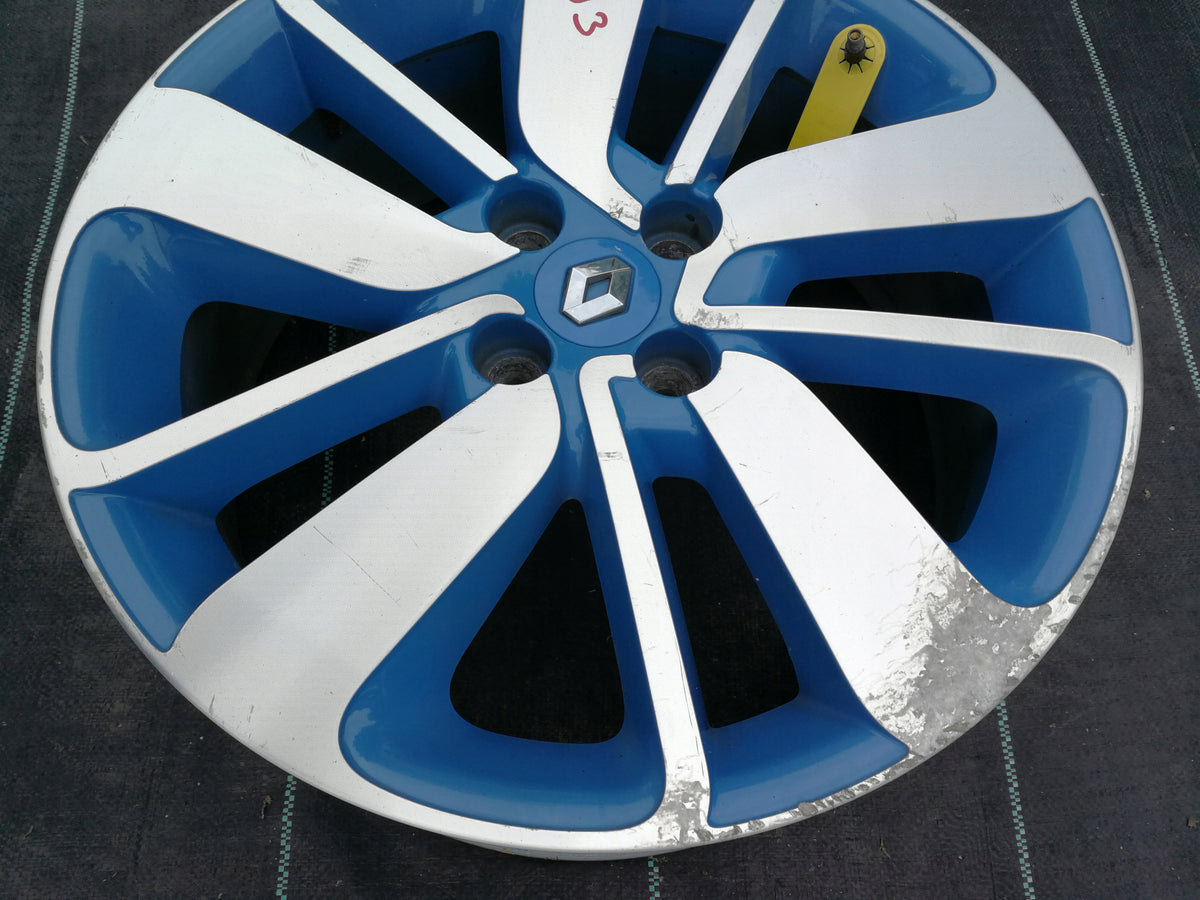 Renault Clio Felge 403007138R 4X100 ET44 7.0X17 — Foto 3 von 11