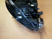 Laden Sie das Bild in den Galerie-Viewer, VOLVO S90 V90 17- SCHEINWERFER RECHTS VORN FULL LED 32228311