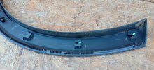 Laden Sie das Bild in den Galerie-Viewer, MG ZS 19- RADLAUFVERKLEIDUNG HINTEN RECHTS 10646894