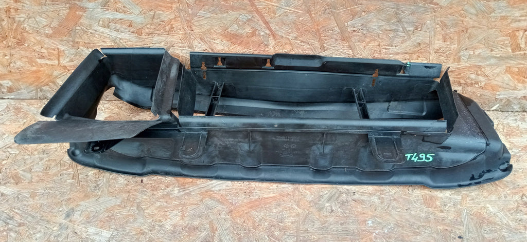 FORD FOCUS MK3 LIFT 14- KIEROWNICA POWIETRZA WLOT PANEL F1EB-8314-AB