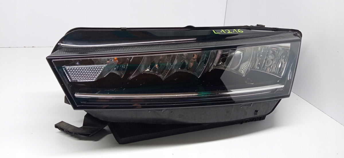 Skoda Octavia IV 4 20- Front Left Light Front Full LED 5E4941015 — photo 1 of 13