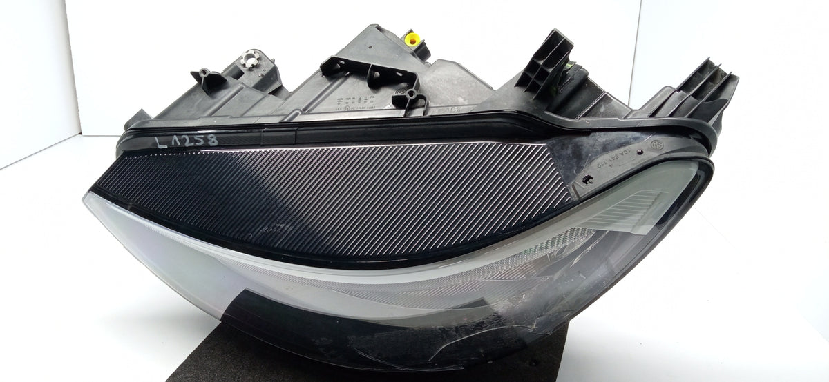 VW ID3 ID.3 19- Front Left Light Front Full LED EU 10B941005A — photo 9 of 12