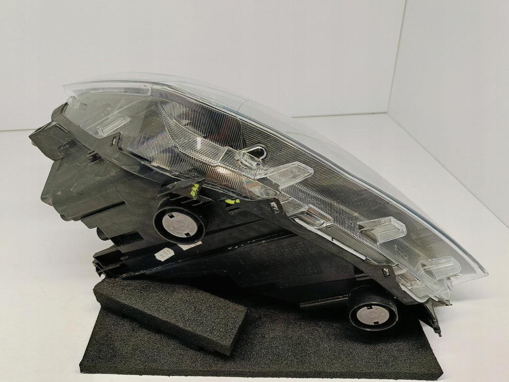 SEAT IBIZA V 6F1 17- LAMPA PRAWA PRZÓD PRZEDNIA ZWYKŁA+LED 6F19410116A