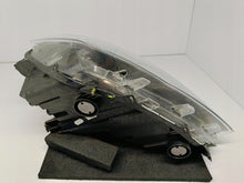 Załaduj zdjęcie do przeglądarki galerii, SEAT IBIZA V 6F1 17- LAMPA PRAWA PRZÓD PRZEDNIA ZWYKŁA+LED 6F19410116A