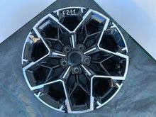 Laden Sie das Bild in den Galerie-Viewer, ALUFELGE KIA CEED PROCEED III OE 7.0"x17" 5X114.3 ET 53 52910-J7BA0