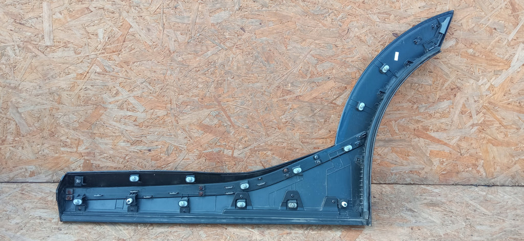 KIA EV6 EV-6 2021- LISTWA NAKŁADKA DRZWI PRAWY TYŁ PRAWA TYLNA 87734-CV100