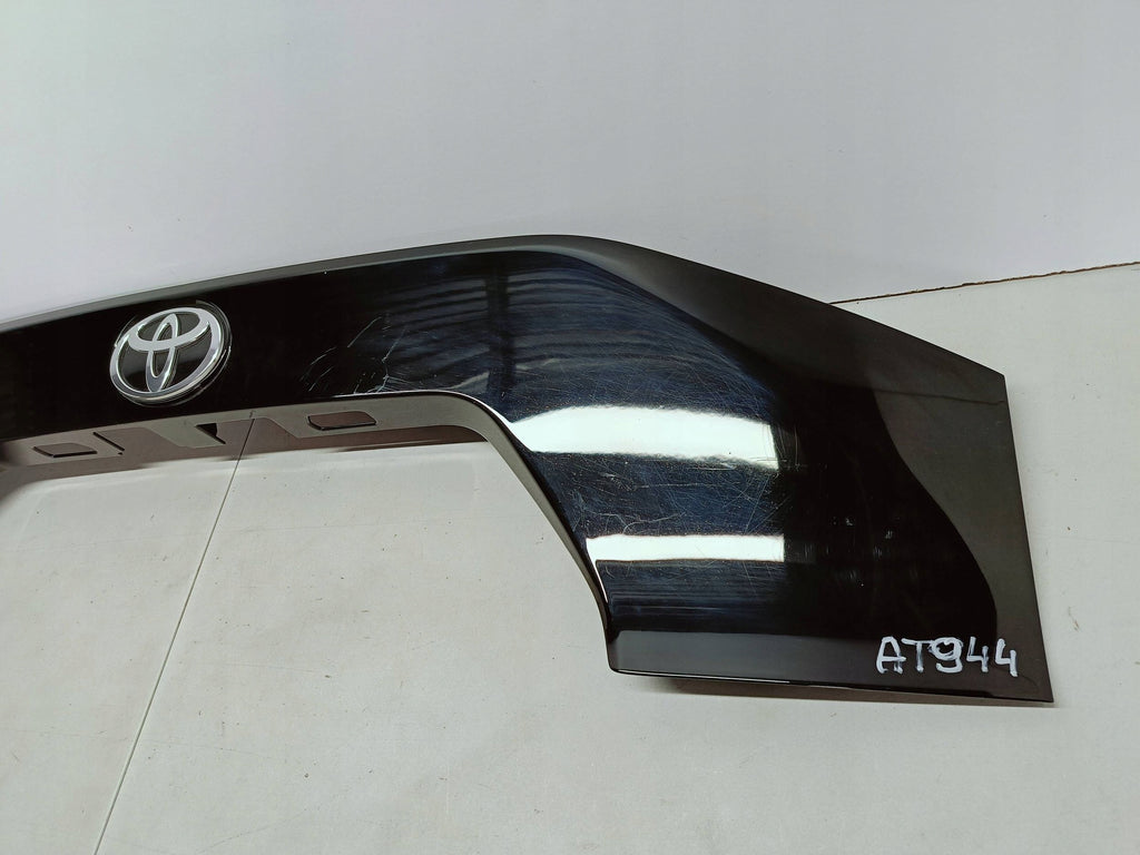 Toyota bZ4X BZ4X 22- BLENDA NAKŁADKA KLAPY BAGAŻNIKA TYŁ 76801-42300