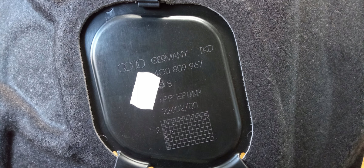Audi A6 S6 S-Line C7 11- Front Left Wheel Arch Liner Left Front New 4G0821133D — photo 10 of 11