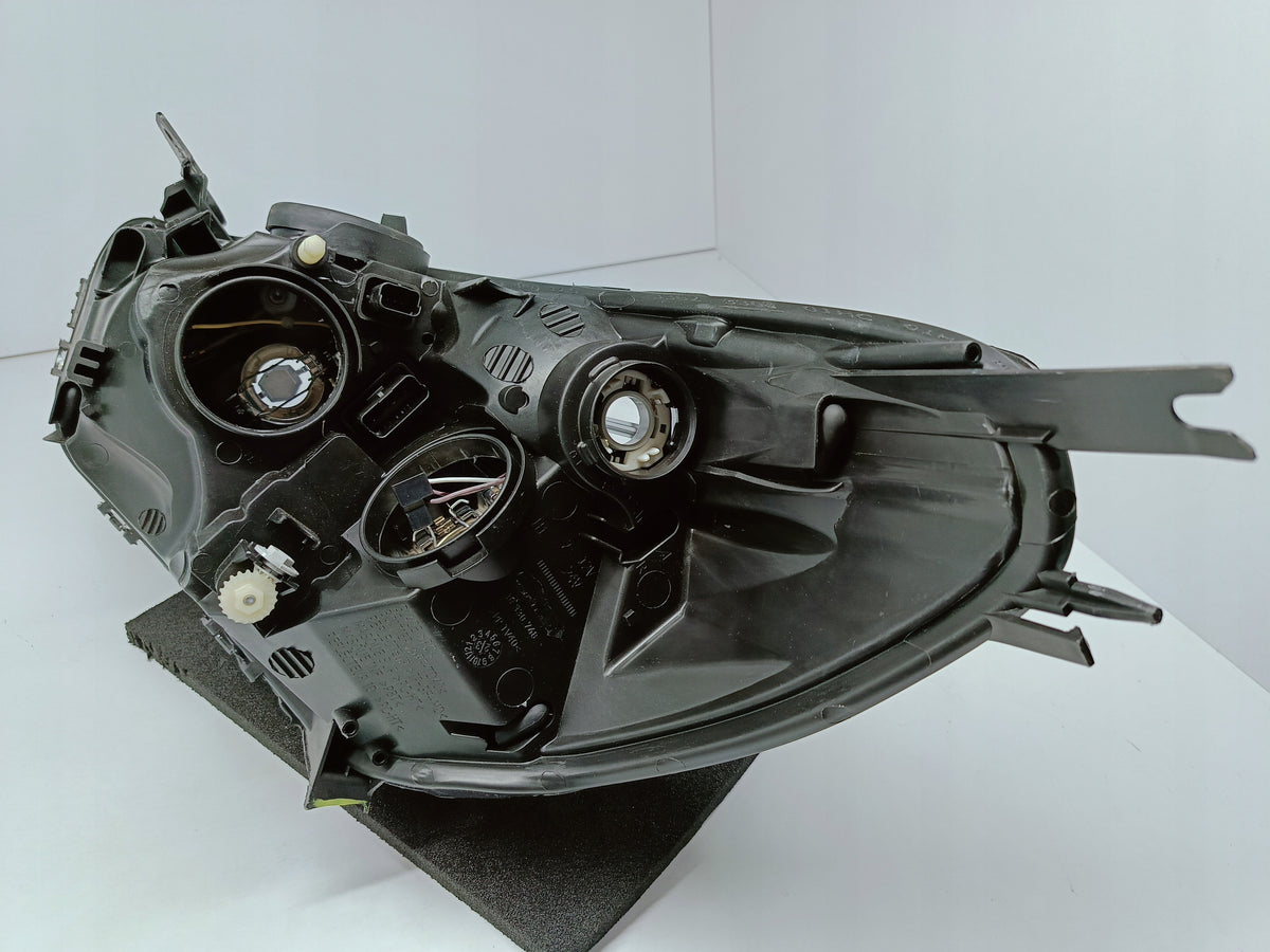 Renault Clio IV 4 Lift 16- Light Front Right Headlight 260100653R — photo 11 of 16