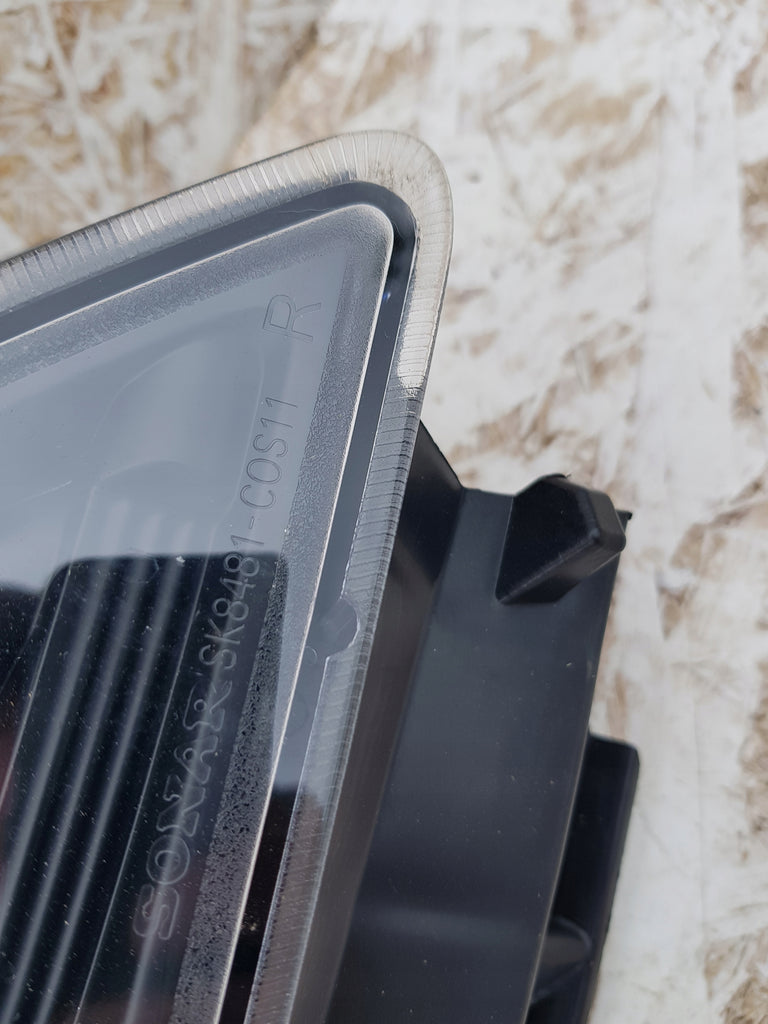 OPEL CORSA E LAMPA PRAWA PRZÓD PRZEDNIA