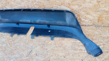 Laden Sie das Bild in den Galerie-Viewer, TOYOTA YARIS CROSS 20- HECKDIFFUSOR HECKSTOSSSTANGE OHNE PDC 52453-0D100