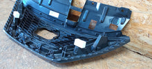 Laden Sie das Bild in den Galerie-Viewer, NISSAN QASHQAI II J11 LIFT 17- KÜHLERGRILL STOSSFÄNGER VORNE DS0742001