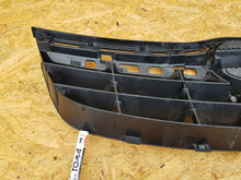 Laden Sie das Bild in den Galerie-Viewer, OPEL AGILA B II 08- KÜHLERGRILL STOSSSTANGENTRÄGER VORNE 71741-52K0