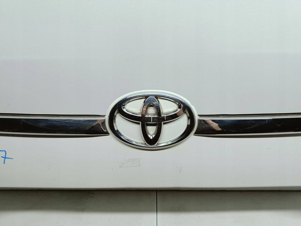 Toyota Avensis T27 LIFT 15- LISTWA BLENDA KLAPY BAGAŻNIKA TYŁ 76811-05140
