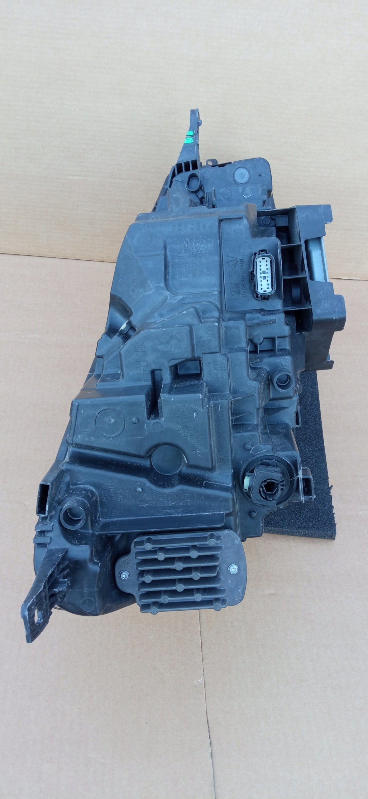 Ford Kuga MK3 Escape 19- Front Left Light Full LED EU LV4B-13E015-Fb — photo 14 of 16
