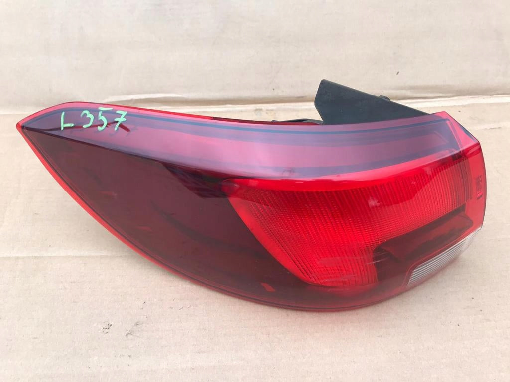 OPEL ASTRA K LAMPA LEWA TYŁ TYLNA KOMBI 39077374