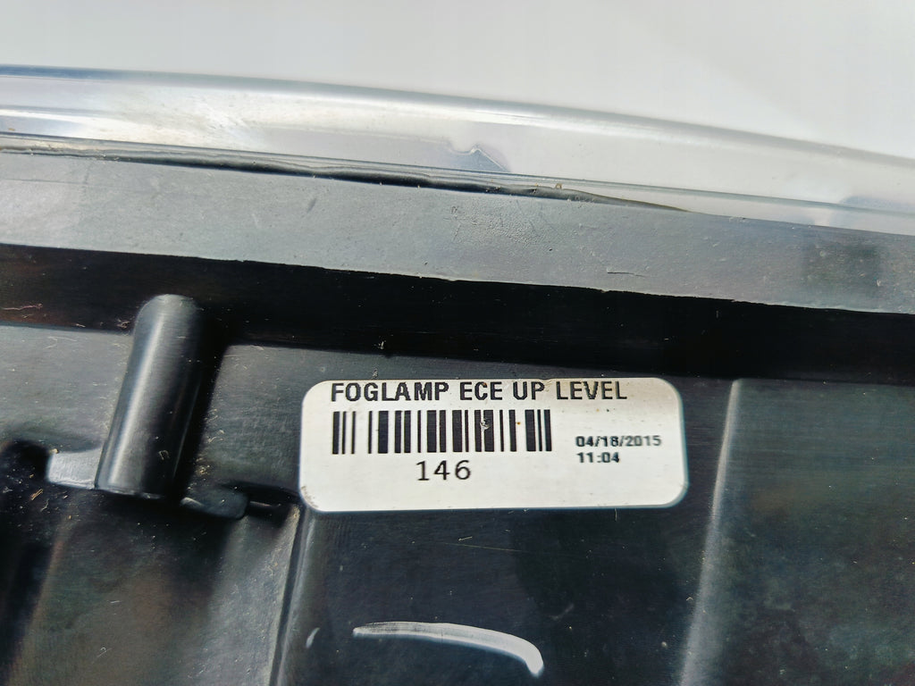 TESLA MODEL S 12- HALOGEN DRL LEWY LAMPA PRZECIWMGIELNA LED 600591500E