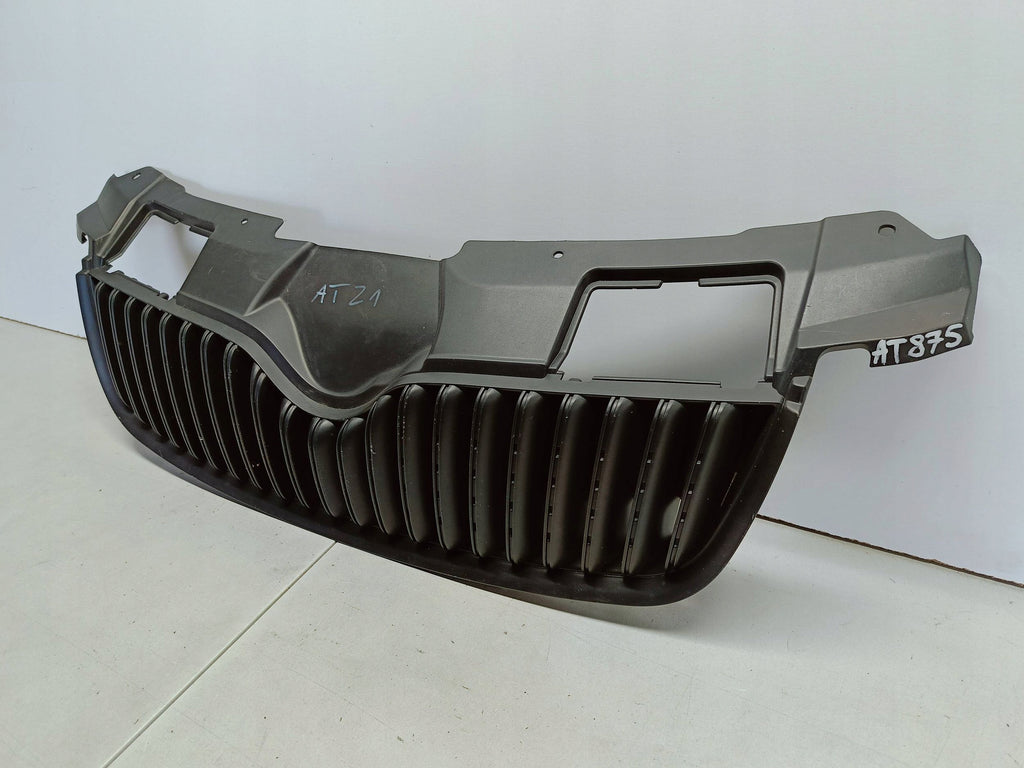 Skoda Fabia II Mk2 5J 07- GRILL ATRAPA ZDERZAKA PRZEDNIEGO 5J0853668