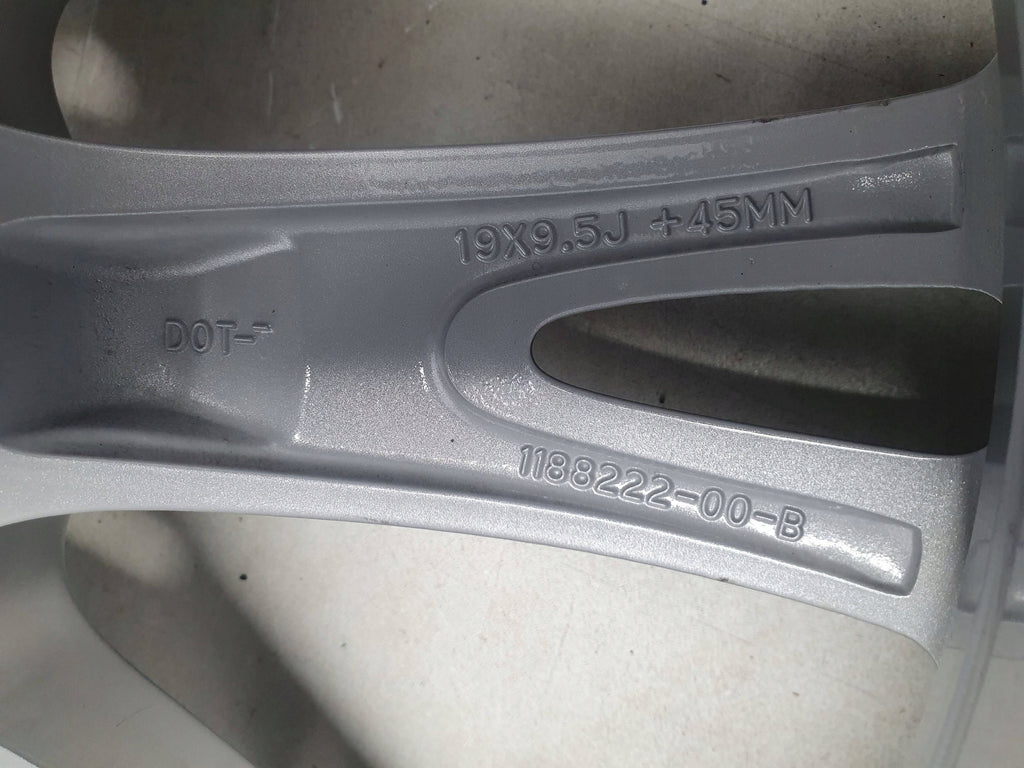 Tesla Model Y MY FELGA ALUMINIOWA 19 CALI 19x9.5 ET45 5x114.3 1188222-00-B