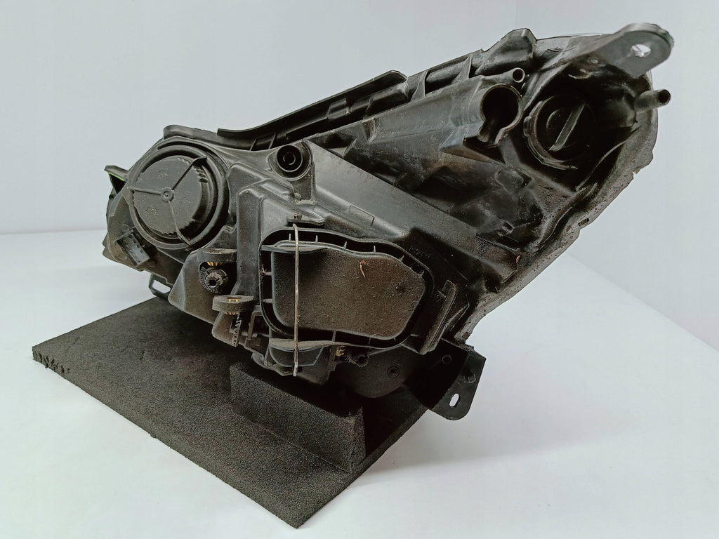 Opel Corsa D LIFT 11- LAMPA PRAWA PRZÓD PRZEDNIA ZWYKŁA EU 13432890