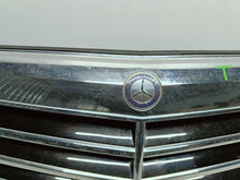 Laden Sie das Bild in den Galerie-Viewer, Mercedes-Benz E W212 09- ATRAPA GRILL ZDERZAKA PRZEDNIEGO A2128800583