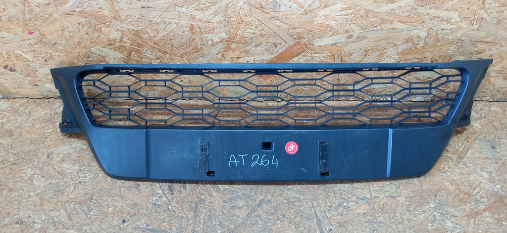 DACIA SANDERO II LIFT 17- ATRAPA ŚRODKOWA KRATKA GRILL 622541693R