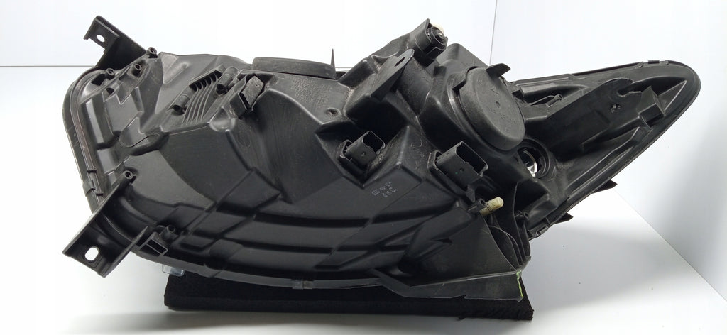 RENAULT CAPTUR I 13- LAMPA REFLEKTOR PRAWY PRZÓD ZWYKŁA H1 260105066R