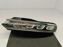 Laden Sie das Bild in den Galerie-Viewer, CITROEN C3 III LIFT 20- SCHEINWERFER LINKS TAGFAHRLICHT LINKS VORNE LED 9833480680