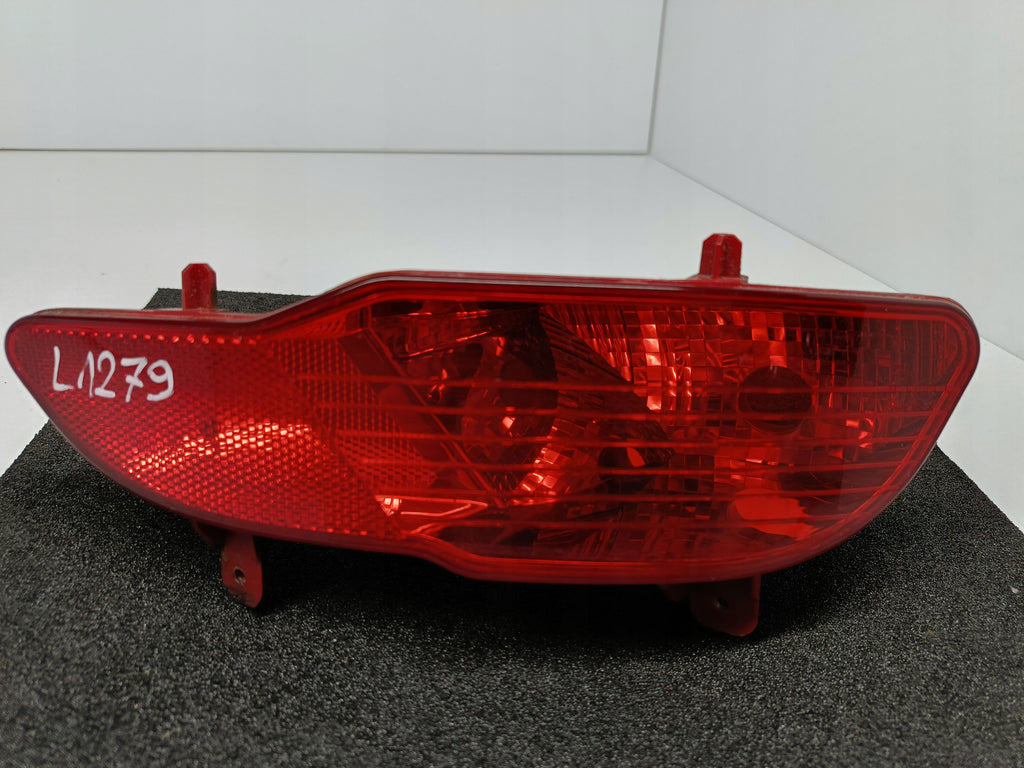 PEUGEOT 5008 II 17- LAMPA PRAWA TYLNA ZDERZAKA PRZECIWMGIELNA 9811981980