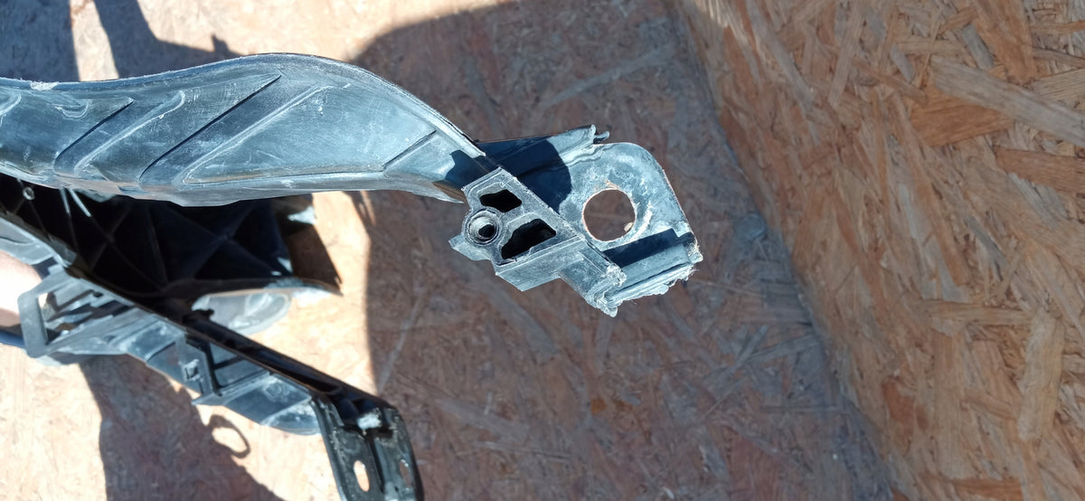 Ford Transit MK8 VIII 13- Section Renfort Avant Frontal BK31-8B041-Am — photo 3 sur 16