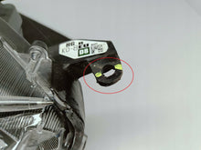 Załaduj zdjęcie do przeglądarki galerii, Toyota Yaris IV 4 XP21 19- LAMPA PRAWA PRZÓD PRZEDNIA FULL LED KOITO K0-8