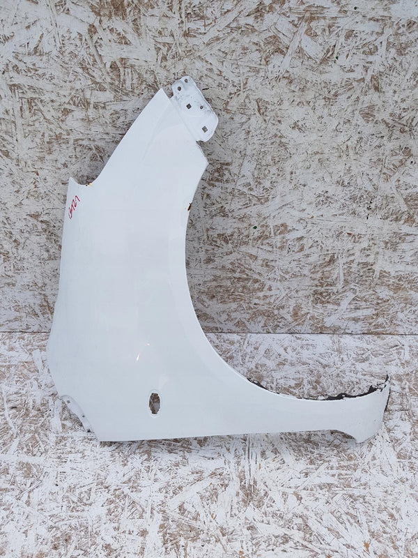 SUZUKI SPLASH FRONT RIGHT FENDER FRONT