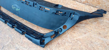 Laden Sie das Bild in den Galerie-Viewer, PEUGEOT 3008 II 16- KÜHLERGRILL VERSTÄRKUNG OBEN TRÄGER 9814278877