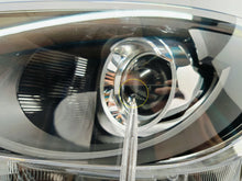 Laden Sie das Bild in den Galerie-Viewer, TOYOTA YARIS IV 4 P21 19- LAMPA REFLEKTOR LEWY PRZÓD SOCZEWKA KOITO K0-6 EU