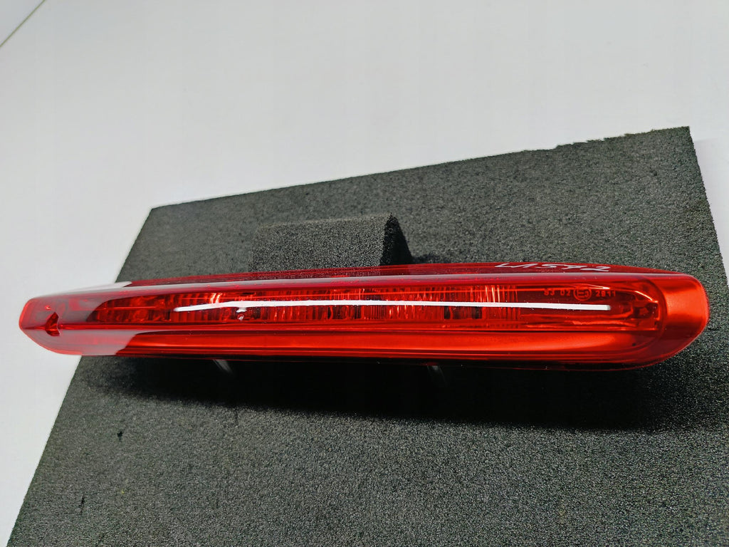 PEUGEOT 208 I 12- LAMPA ŚWIATŁO HAMOWANIA TRZECI STOP NOWA 9674309080