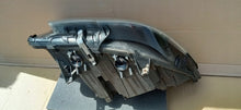 Load image into Gallery viewer, BMW 5 GT F07 09- LAMPA LEWA PRZÓD XENON NIESKRĘTNY+LED EU 7199607