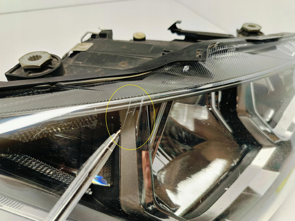 SEAT IBIZA V 6F1 17- LAMPA PRAWA PRZÓD PRZEDNIA ZWYKŁA+LED 6F19410116A