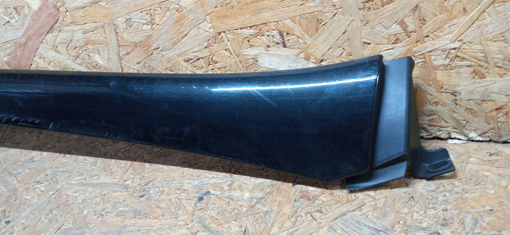 OPEL ZAFIRA C 11- LISTWA PRAWA SŁUPKA SZYBY CZOŁOWEJ 39027687
