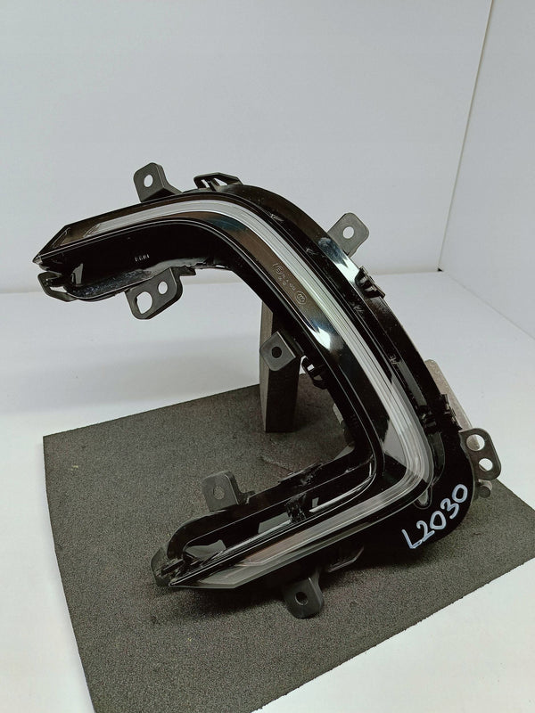 Volkswagen E-UP! LIFT 19- ŚWIATŁO HALOGEN DRL PRAWY PRZÓD EU OE 12E941056E