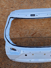 Laden Sie das Bild in den Galerie-Viewer, TOYOTA YARIS CROSS 20- HECKKLAPPE HINTEN