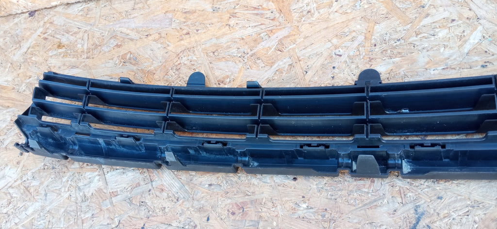 BERLINGO PARTNER II 08- MITTELGITTER GRILL STOSSSTANGE VORNE 9682581877